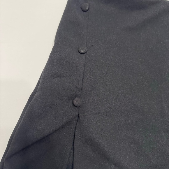 SHEIN solid button detail split skort black size small - Picture 6 of 12